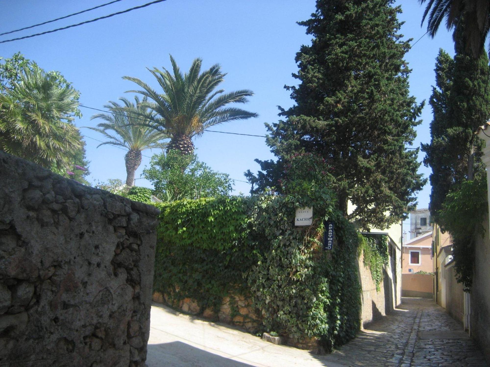 Apartments Veli Lošinj Exteriör bild