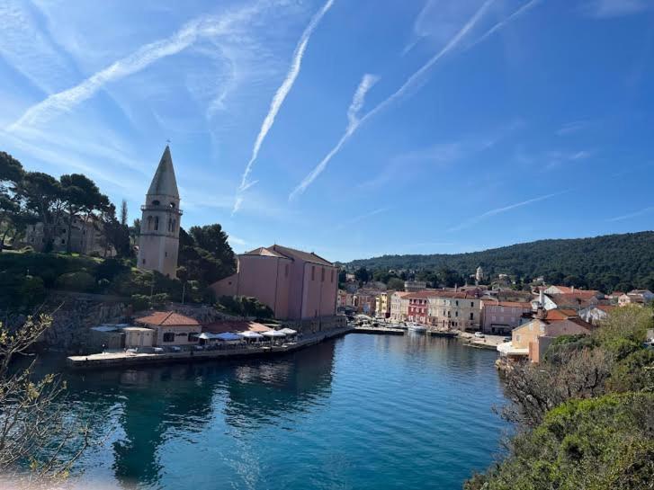 Apartments Veli Lošinj Exteriör bild